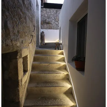 Vertigo Apartment
