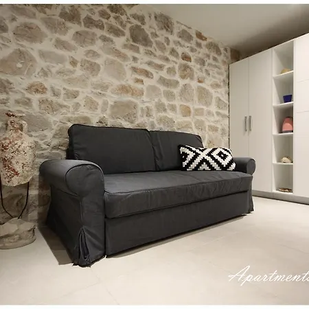 Vertigo Apartment Tisno