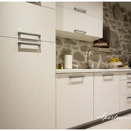 Vertigo Apartment Tisno